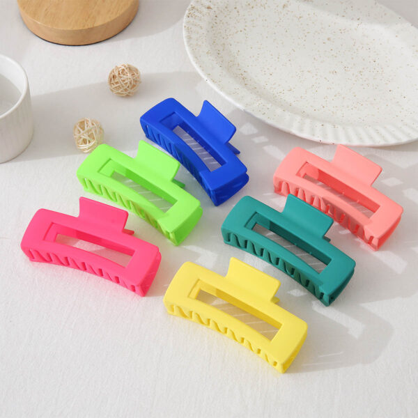 Square Hinge Hair Claw